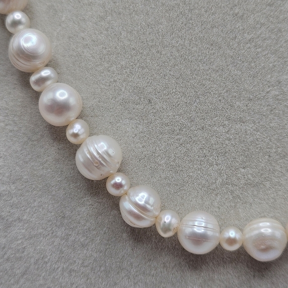 VINTAGE IPS Freshwater Pearl Single Strand Sterling Silver 925 Clasp Necklace - Picture 6 of 6